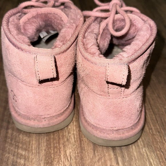 UGG‎ Neumel Boots Chukka Primrose size 10 - Picture 2 of 7